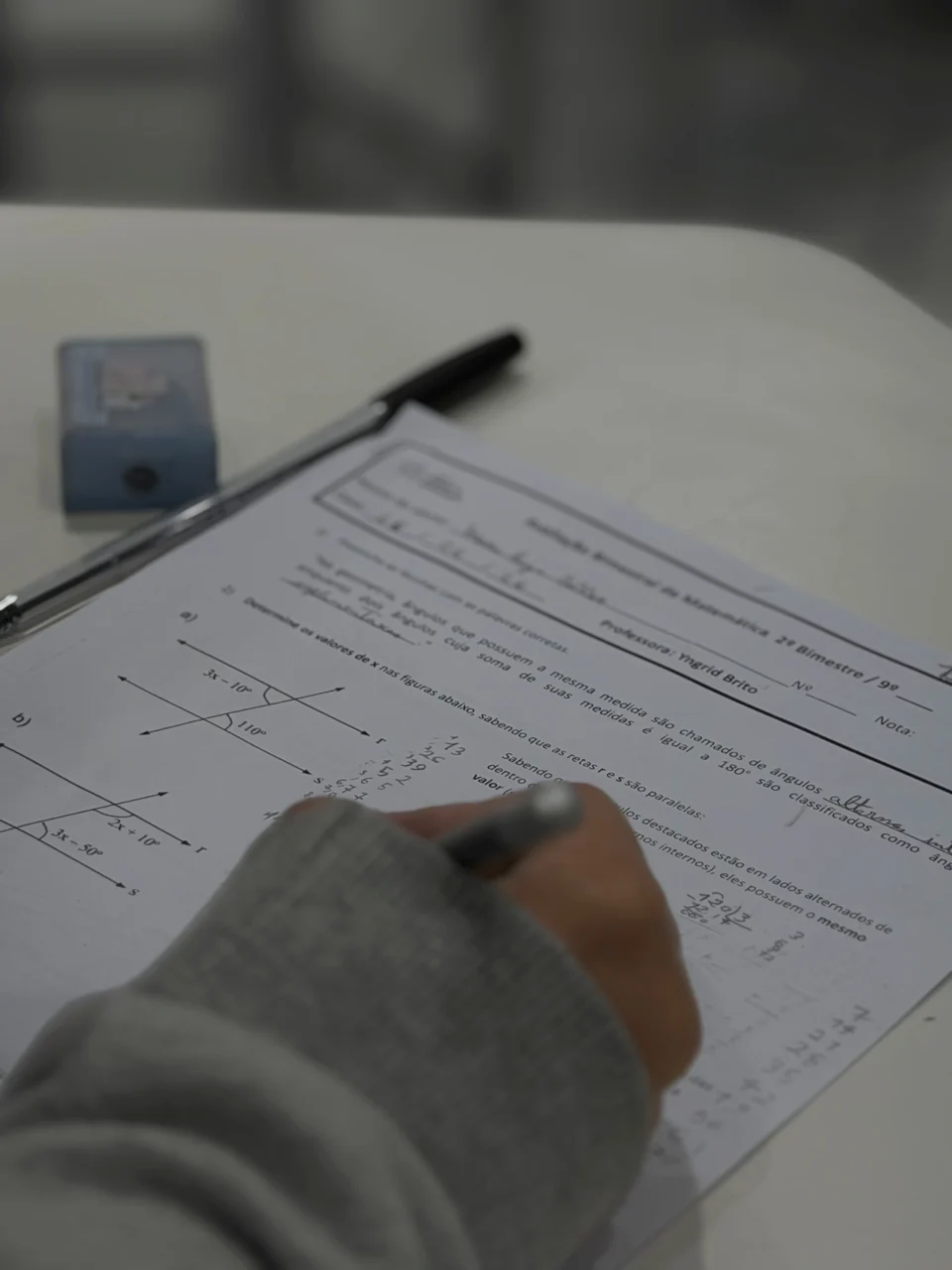 Atividade escrita realizada por estudante do Colégio Albert Einstein